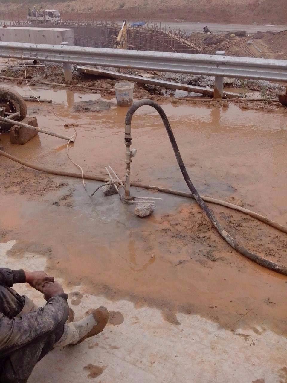 江津路基压密注浆